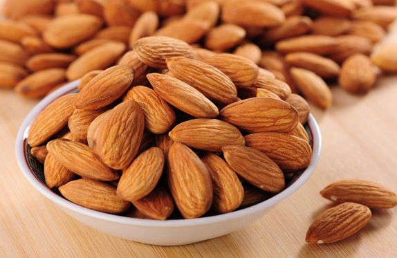تصویر 2 از خرید مغز بادام مامایی خام با کیفیت + قیمت عالی